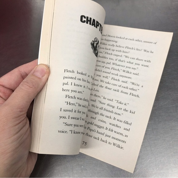 I Survived: The San Francisco Earthquake, 1906 by: Lauren Tarshis - Picture 3 of 5